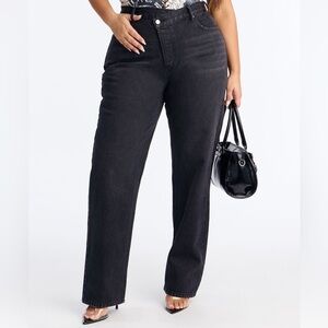 Crossover Straight Leg Jeans - Black